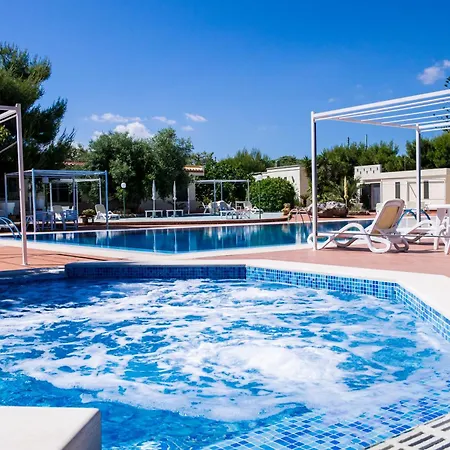 Villa Lamandia-3