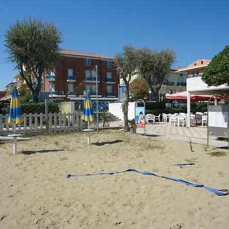 Hotel L&V-2