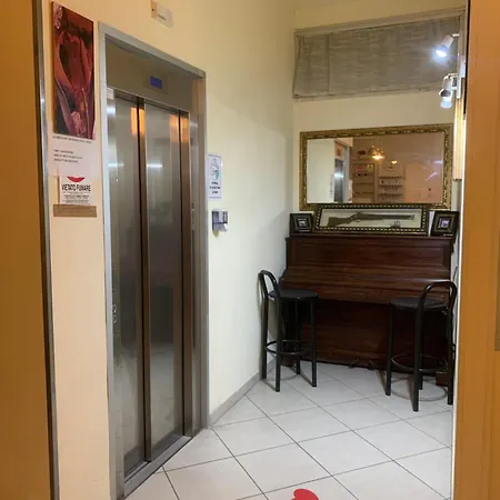 Hotel Majestic-2