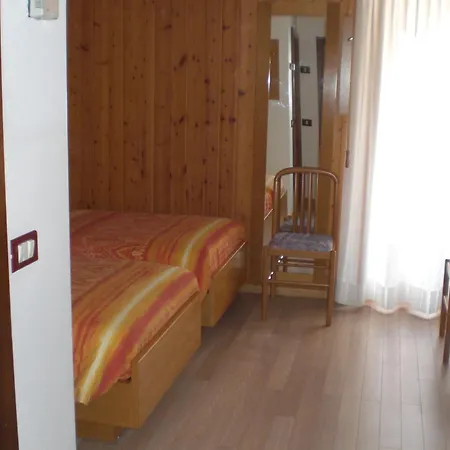 Hotel Edelweiss-2