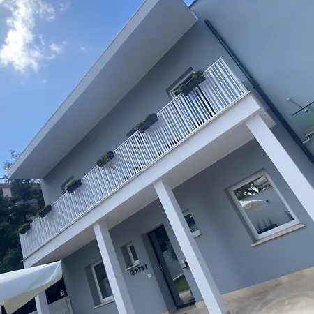 Grey House Guest House Luxury-3