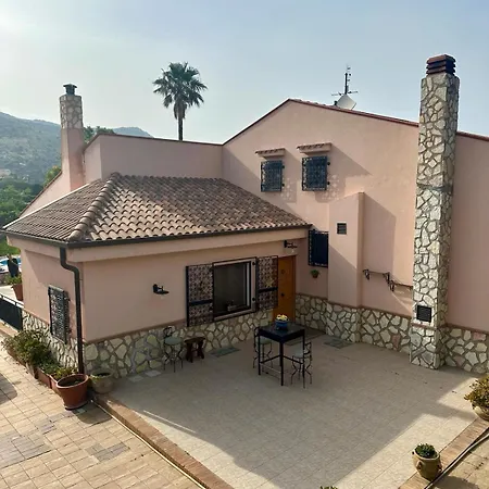 Villa Inserra Deluxe-2