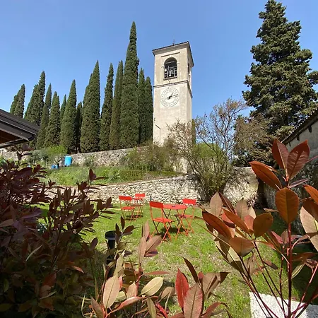La Volpe Rossa Rooms And Apartments-2