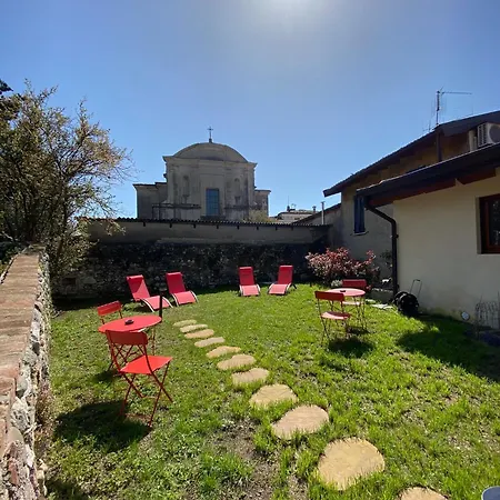 La Volpe Rossa Rooms And Apartments-3