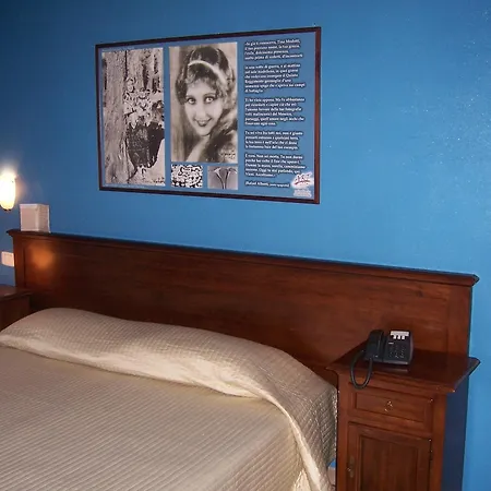 Art Hotel-2