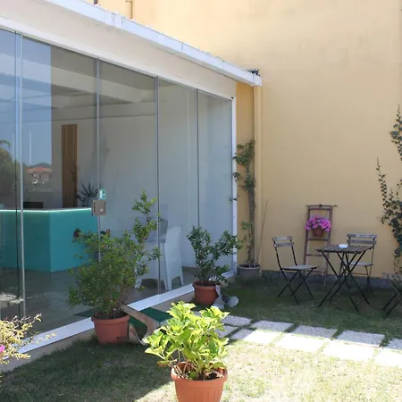 La Smeralda - Boutique Rooms And Breakfast-3