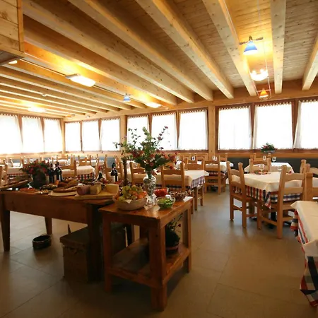 Albergo Soldanella-3