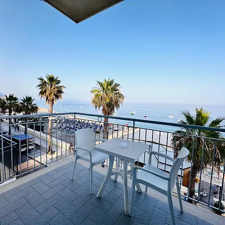 Maniel Beach Hotel-3
