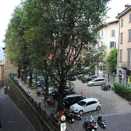 Bergamo Alta Guest House-2