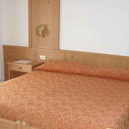 Hotel Cristallo-3