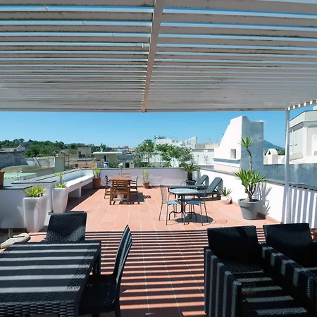 Gioia 13 Rooms & Apartments-2
