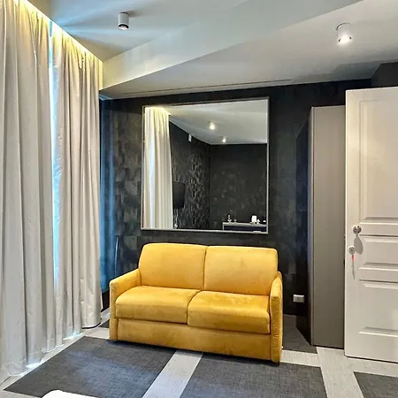 Private Luxury Suites-2