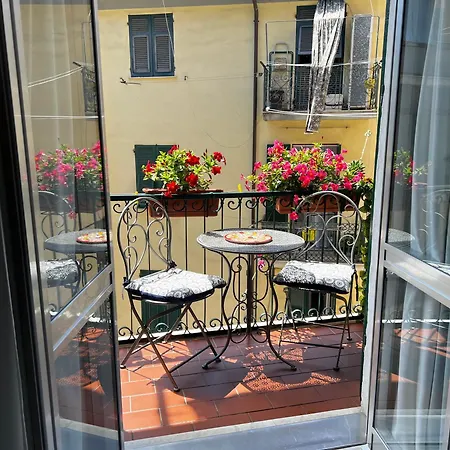 Sunset Rooms-2