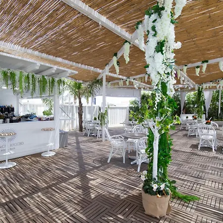 Bianco Riccio Suite Hotel-3