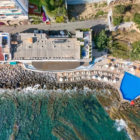 Hotel La Perla Del Capo-2