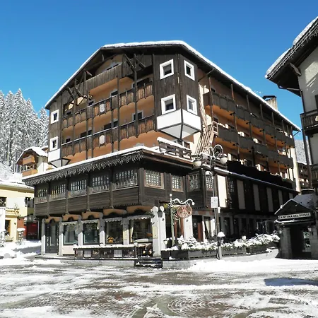 Residence Hotel Sport Campiglio-3