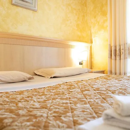 Mannu Hotel-2