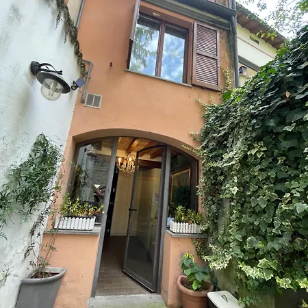 Le Camere Di Bsuites Affittacamere-2