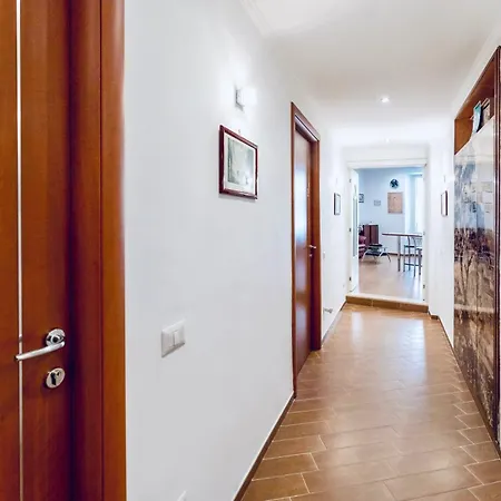 Miclad Colosseum Guest House-3