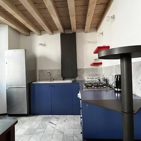 Chambre Dans La Tour-3