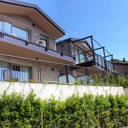 Sky View Garda Lake By Hotel Galvani-3