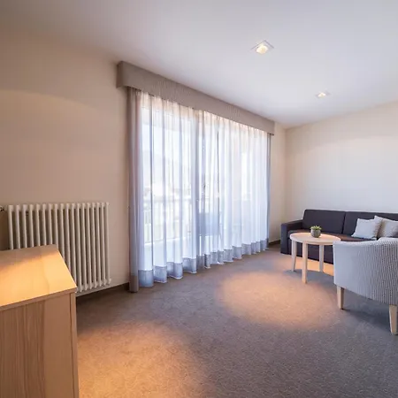 Hotel Frangart An Der Weinstrasse-3