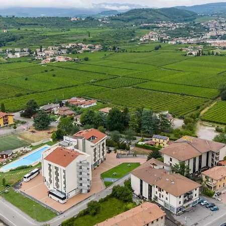 Kona Hotel Verona-2