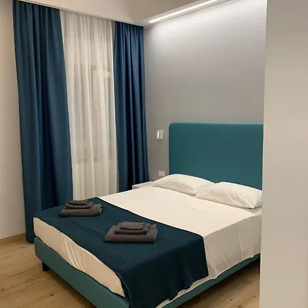 Fla Rooms - By Devona Rooms-3