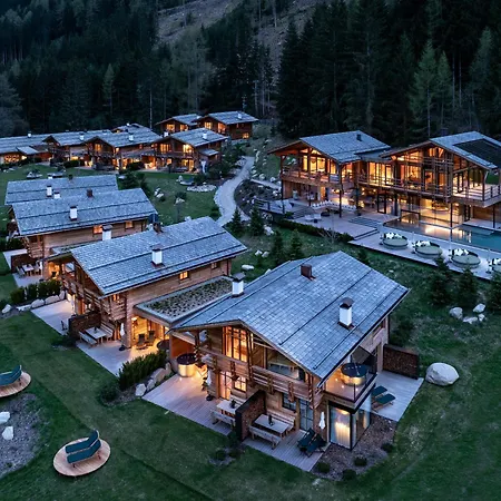 Valsegg Chalets Suedtirol - Luxury And Private Hideaway-2