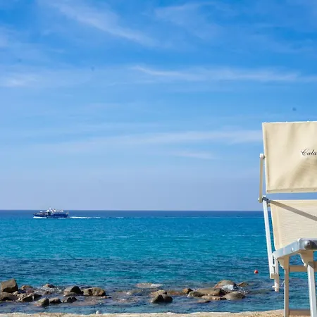 Hotel Villaggio Cala Di Volpe-3