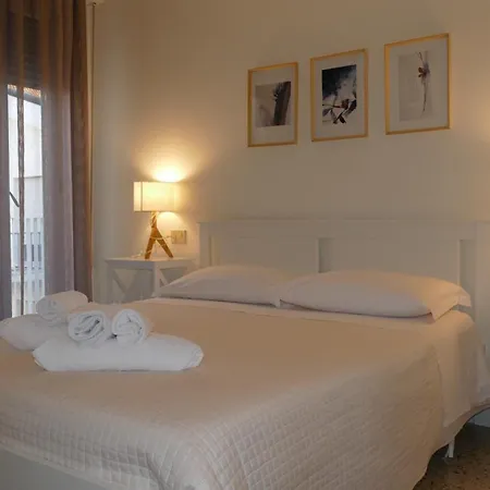 Hotel Spring-2