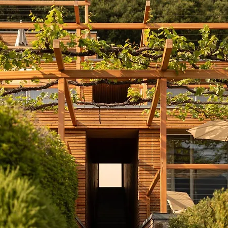 Pergola Residence-2