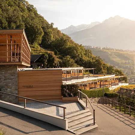 Pergola Residence-3