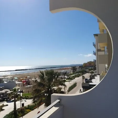Hotel Ideal-2