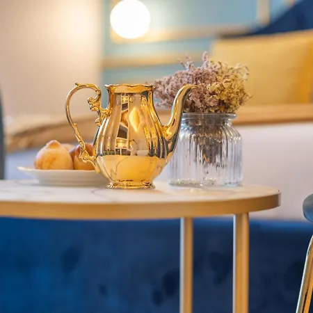 Family Affair Luxury Rooms&Suites-3
