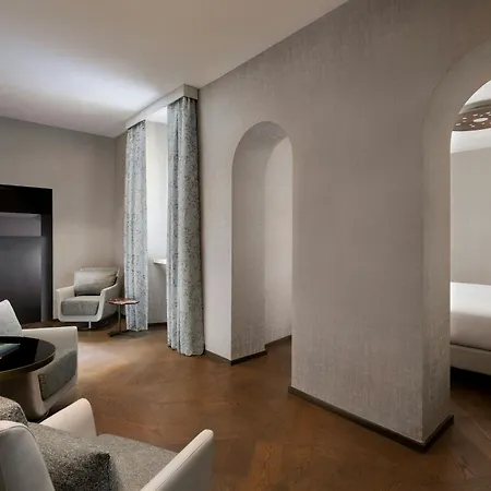 The Pantheon Iconic Rome Hotel, Autograph Collection-3