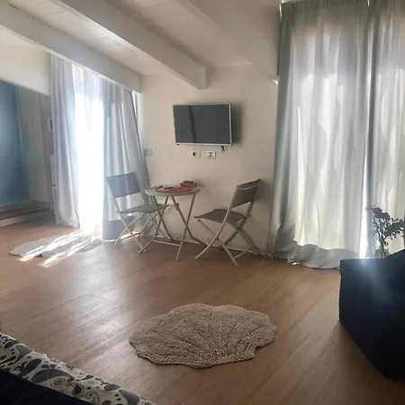 B&B Borgo Marina-3