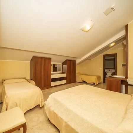 Hotel Insonnia-3