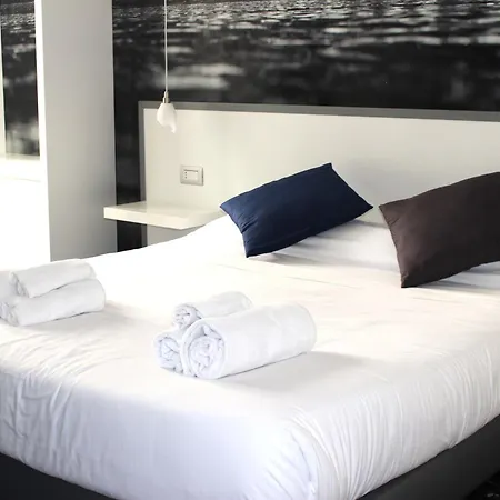 Beverello Rooms-2