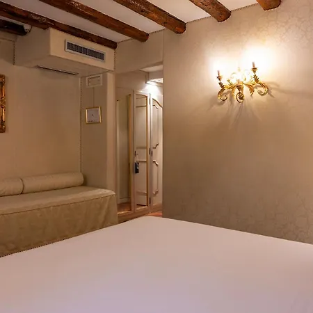 Hotel Antico Doge - A Member Of Elizabeth Hotel Group-2