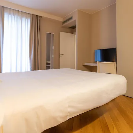 Home 15 Residence Hotel-2