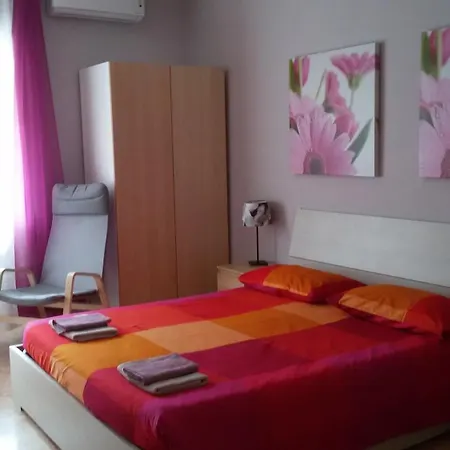 Isabella Rooms-2