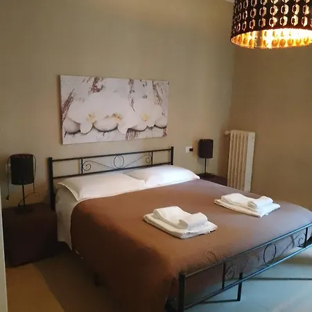 Tiffany Rooms-2