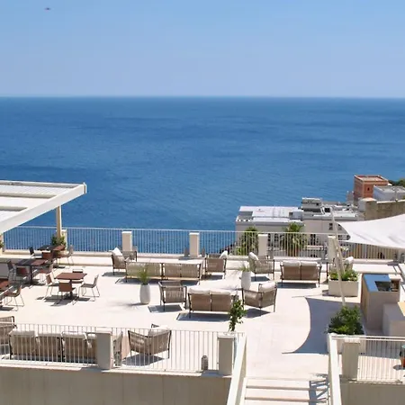 Est Hotel-2