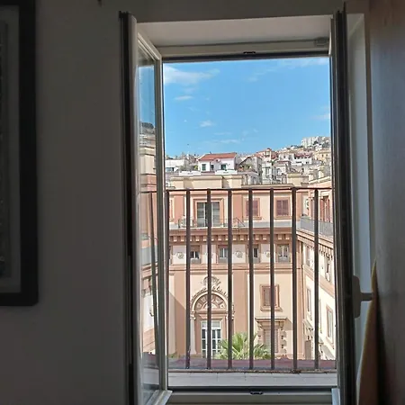 Barbaja Suites In Street Toledo 205-2