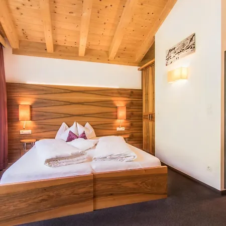 Hotel Stoeres - Active Wellbeing-2
