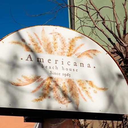 Americana Beach House-3