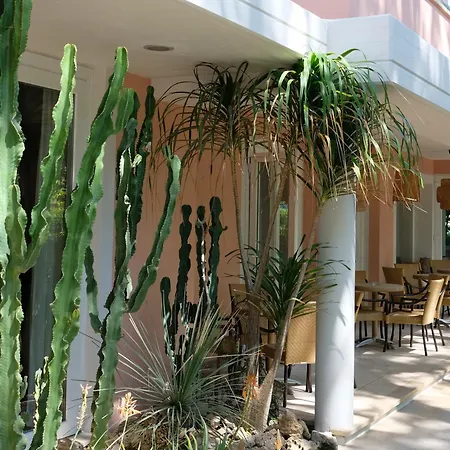 Hotel Piccolo Mondo-2