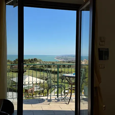 Hotel Le Cave-2