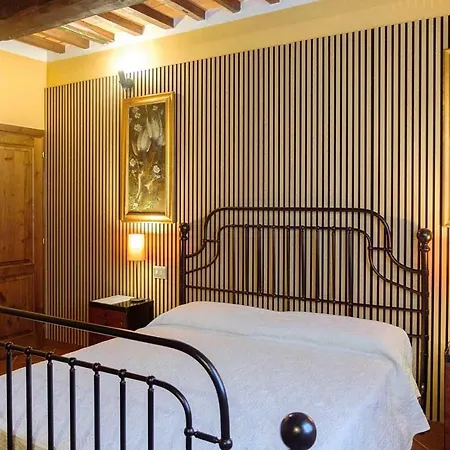 Villa Chiccheio Rooms-2